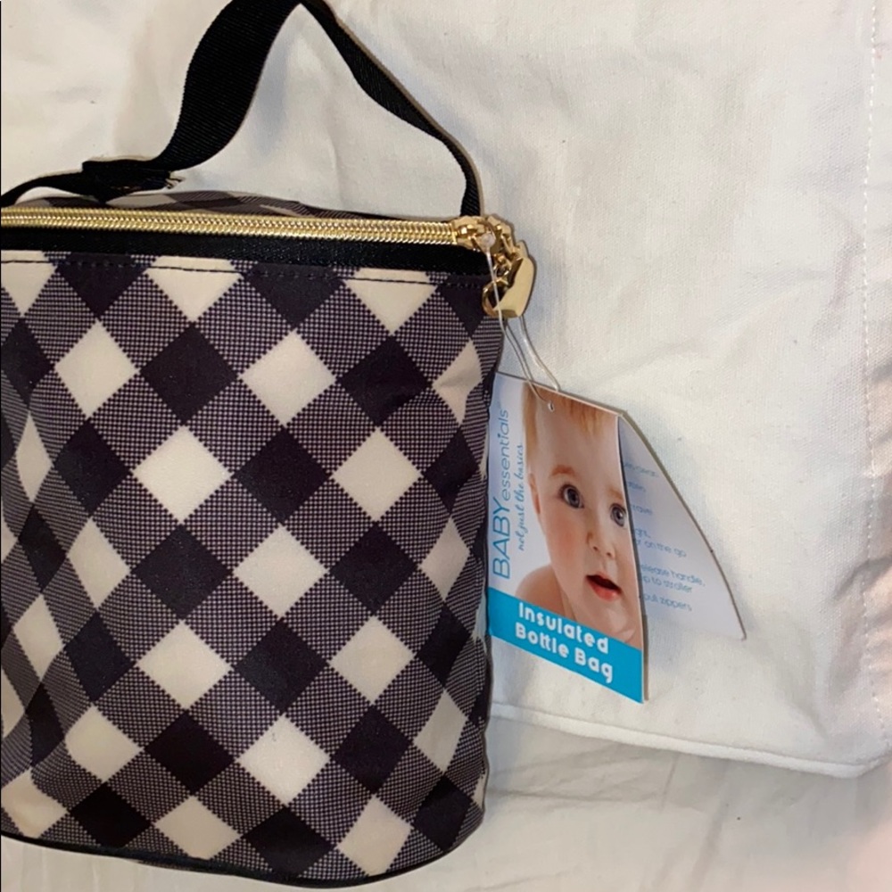NWT Insulated baby bottle bag